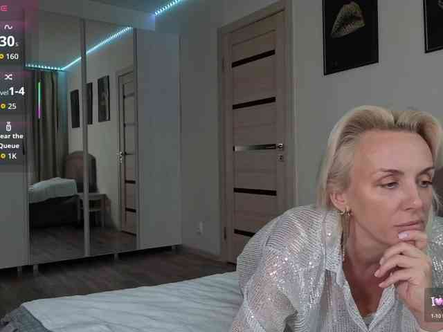 Alenaa Live Webcam on BongaCams