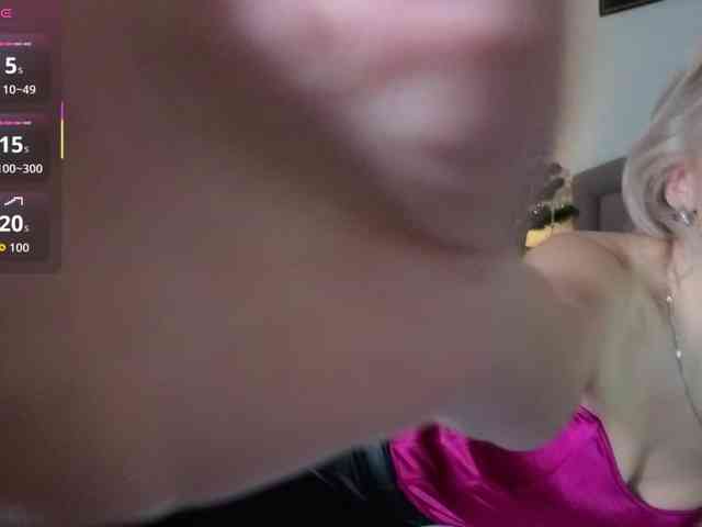 FemdomLadyMaria webcam