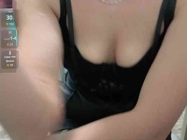 FemdomLadyMaria webcam