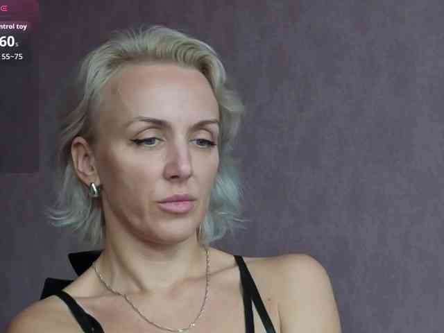 FemdomLedyMaria webcam