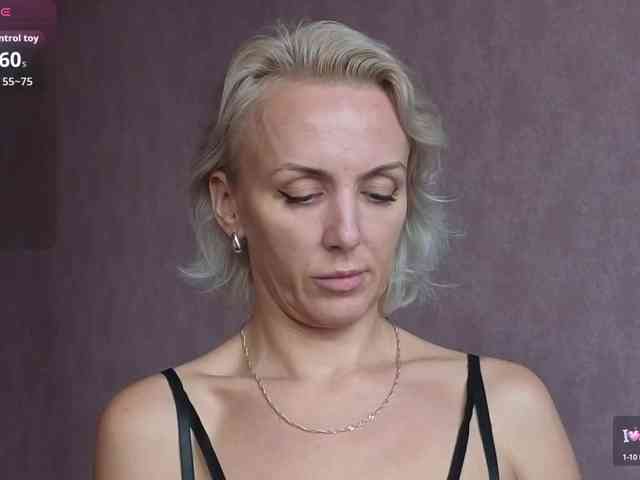 FemdomLedyMaria webcam