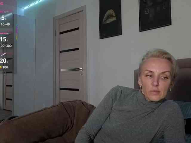 FemdomLadyMaria webcam