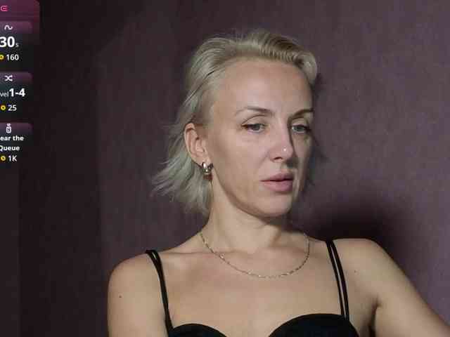 FemdomLedyMaria webcam