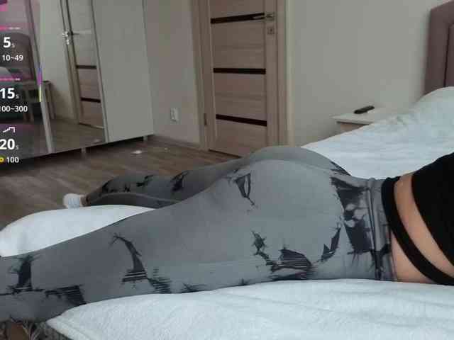 FemdomLadyMaria webcam