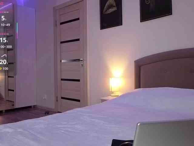 FemdomLadyMaria webcam