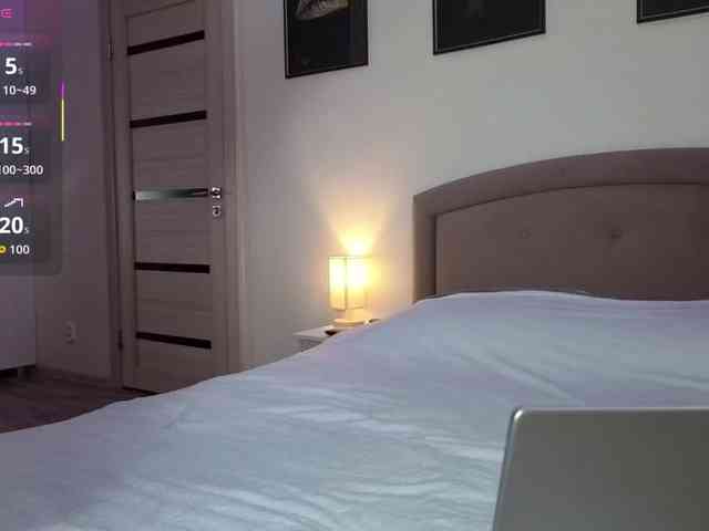 FemdomLadyMaria webcam