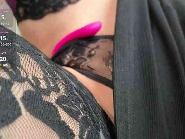 FemdomLadyMaria webcam