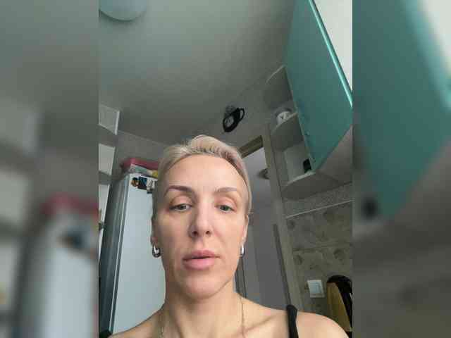 FemdomLadyMaria webcam