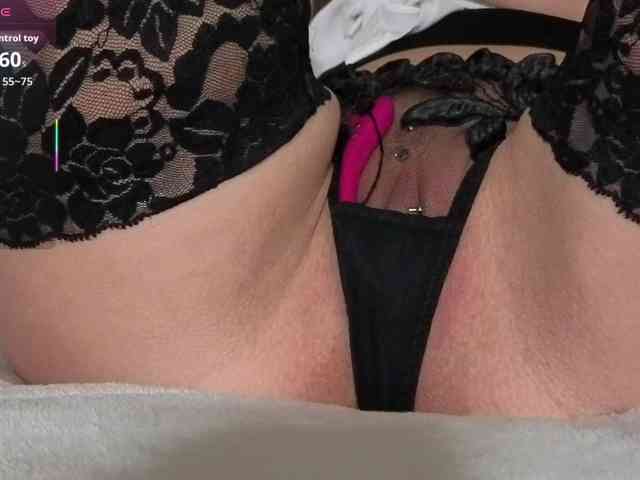 FemdomLadyMaria webcam