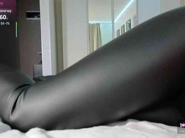 FemdomLadyMaria webcam