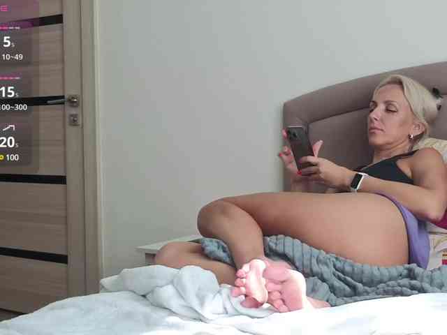 FemdomLedyMaria webcam