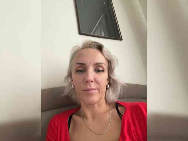 FemdomLedyMaria webcam