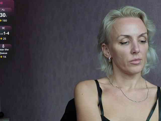 FemdomLedyMaria webcam