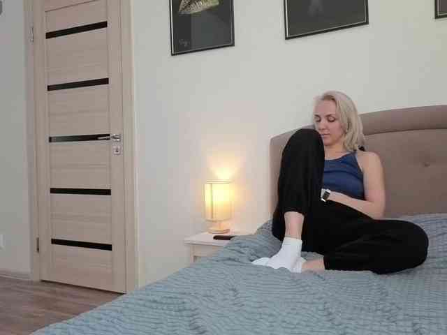 FemdomLadyMaria webcam