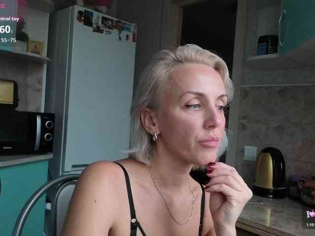 FemdomLedyMaria webcam