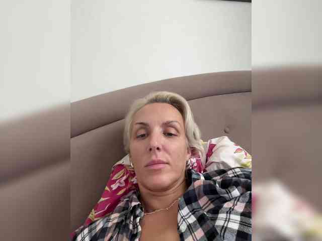 FemdomLedyMaria webcam