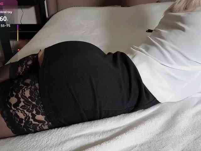 FemdomLadyMaria webcam