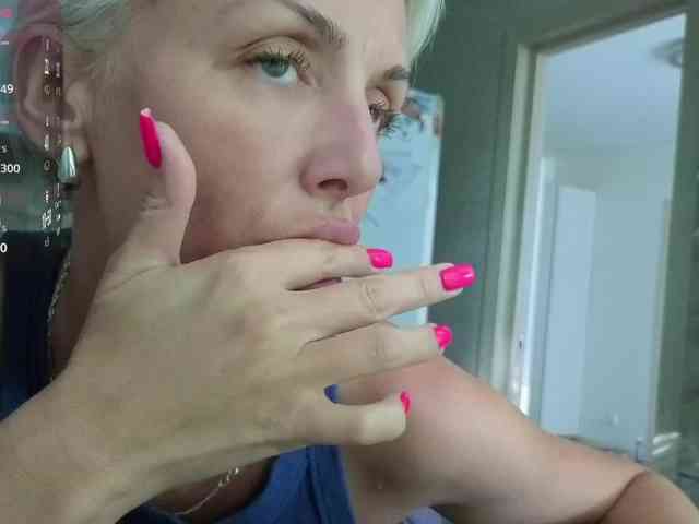 FemdomLedyMaria webcam
