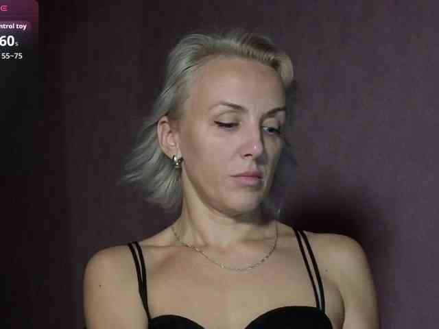 FemdomLedyMaria webcam