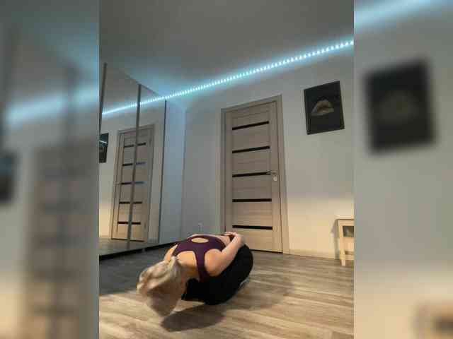 FemdomLadyMaria webcam