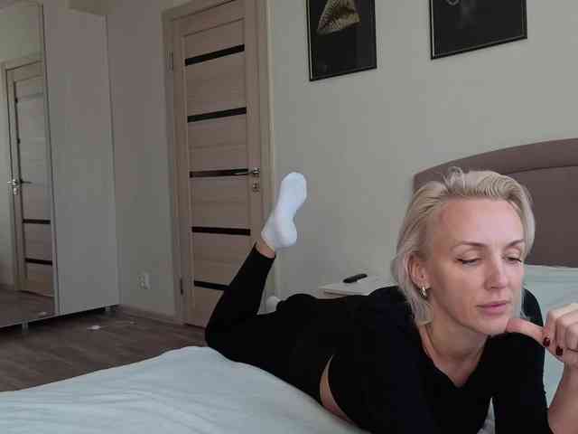 FemdomLadyMaria webcam