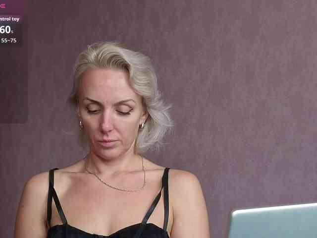 FemdomLedyMaria webcam