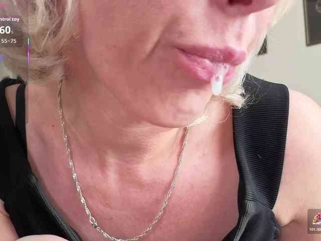 FemdomLadyMaria webcam