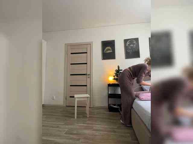 FemdomLadyMaria webcam