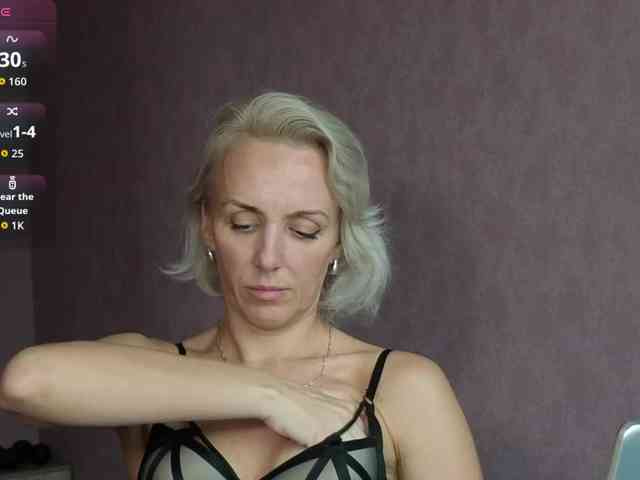 FemdomLedyMaria webcam