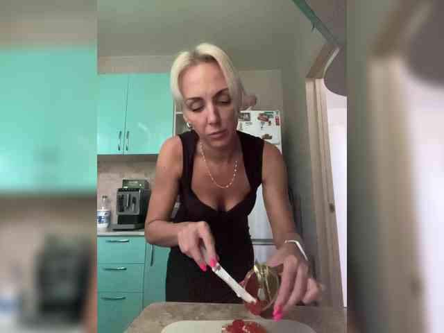 FemdomLedyMaria webcam