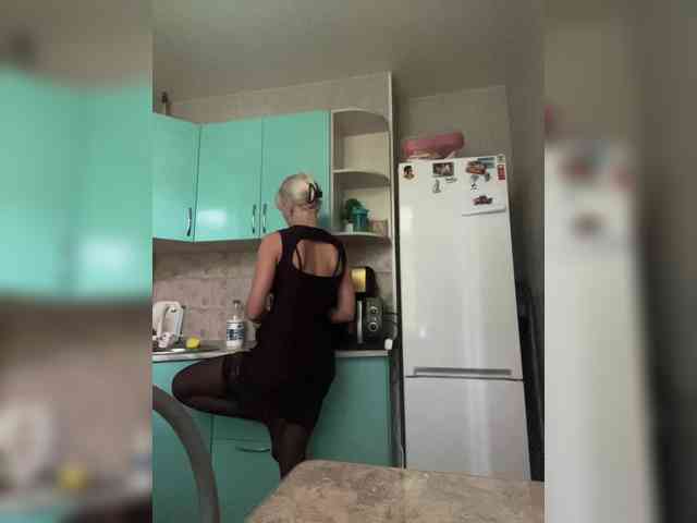 FemdomLedyMaria webcam