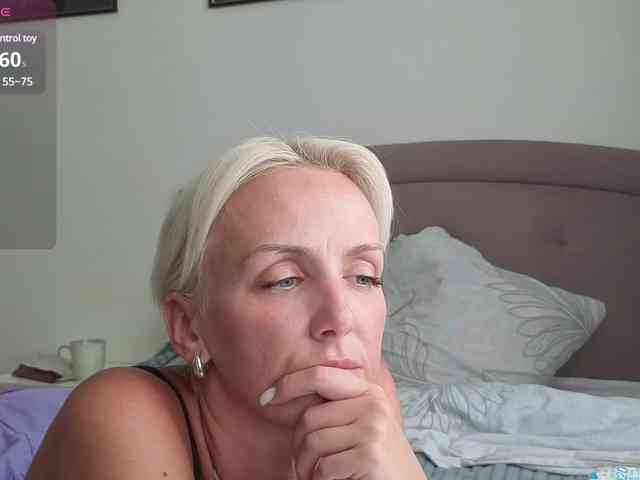 FemdomLedyMaria webcam