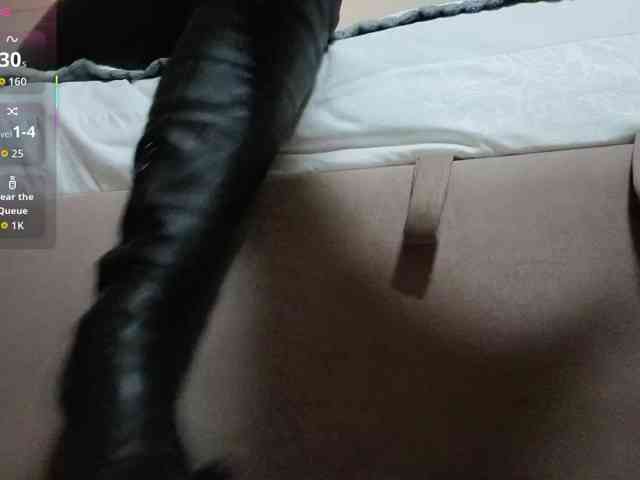 FemdomLadyMaria webcam