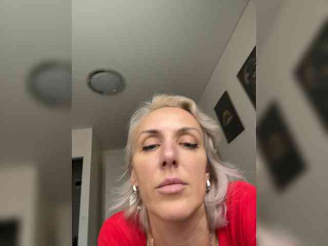 FemdomLedyMaria webcam
