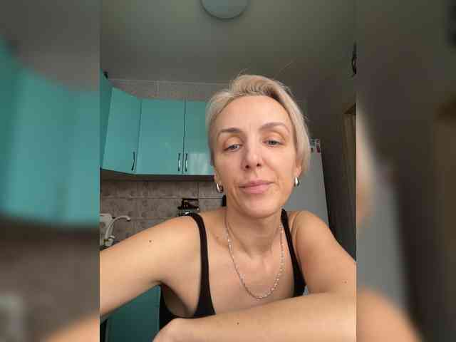 FemdomLadyMaria webcam