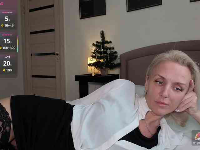 FemdomLadyMaria webcam