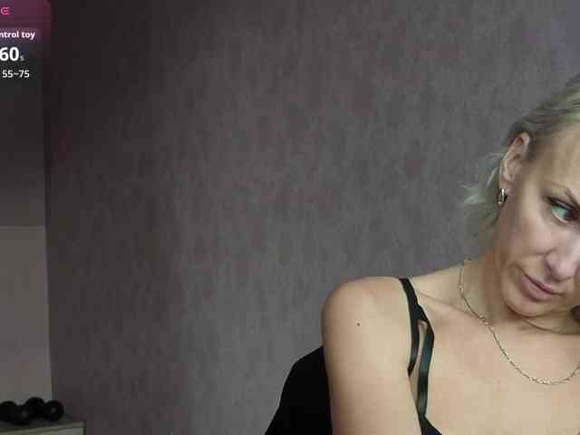 FemdomLedyMaria webcam