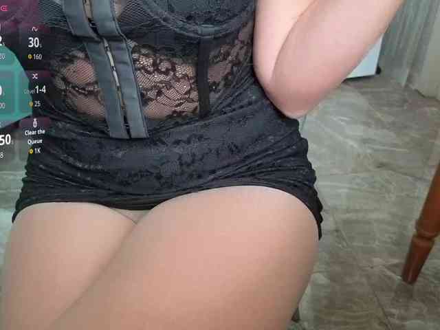 Alenaa Live Webcam on BongaCams