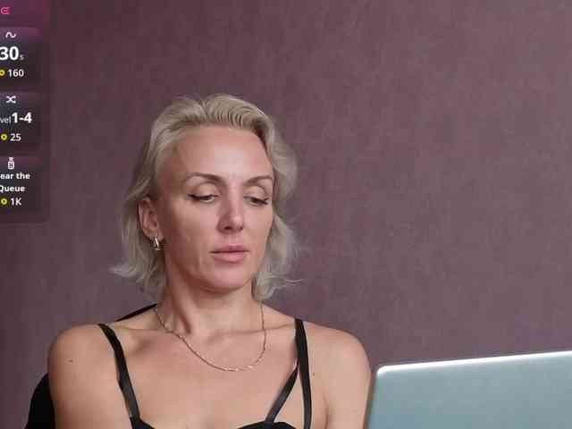 FemdomLedyMaria webcam