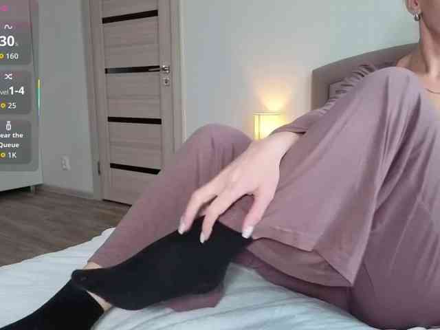 FemdomLadyMaria webcam