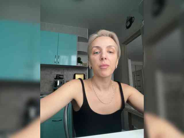 FemdomLadyMaria webcam