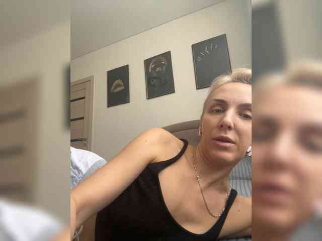 FemdomLadyMaria webcam