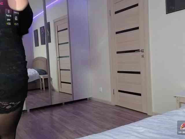 FemdomLedyMaria webcam