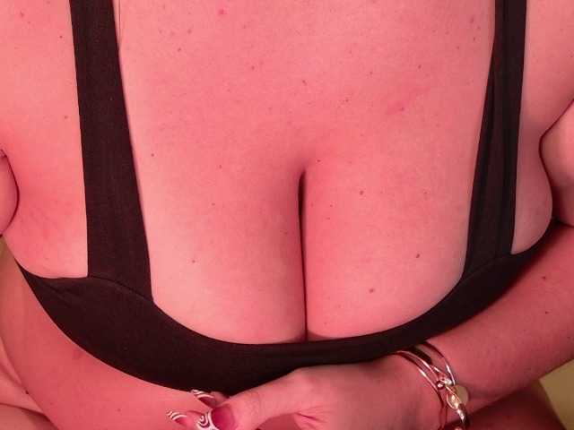 thesssavannah's BongaCams show and profile