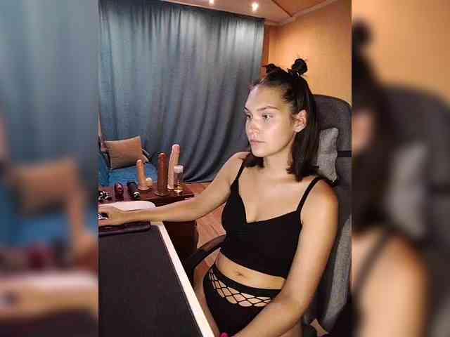 SquirtALINA22 webcam