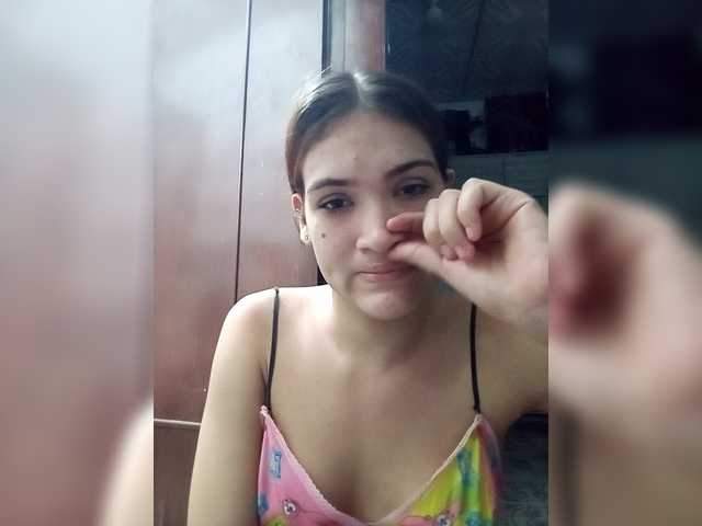 AnthonellaMarquez's BongaCams show and profile