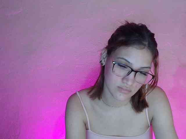 AmbarAnthonellaMarquez webcam
