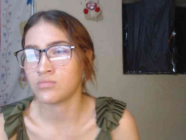 AnthonellaMarquez webcam