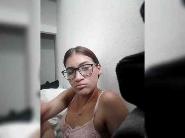 AmbarAnthonellaMarquez webcam