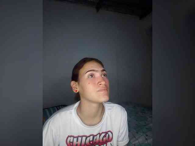 AmbarAnthonellaMarquez webcam